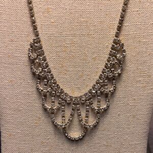 Elegant Rhinestone Necklace